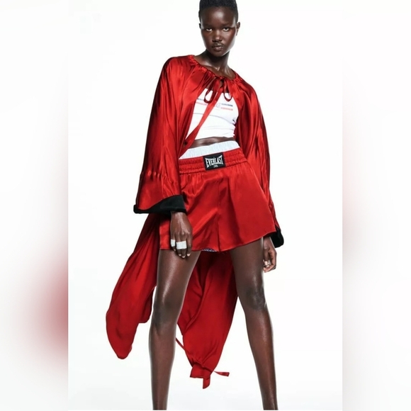 ZARA EVERLAST Satin RED BLACK ROBE SPORT Relax Size L - Picture 2 of 11